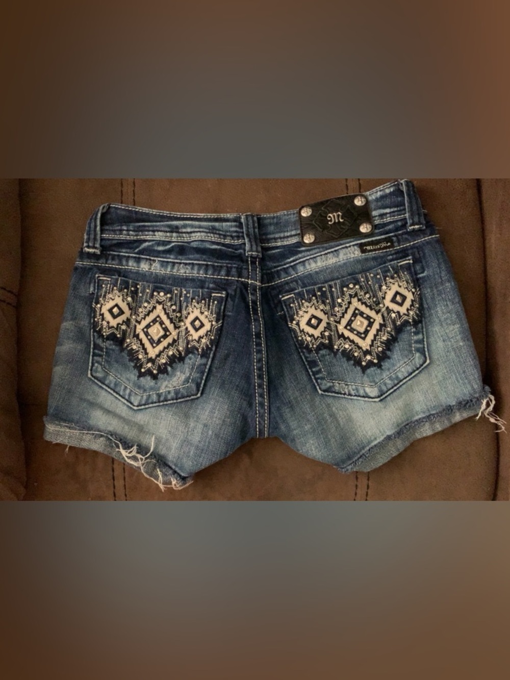 Miss Me Medium Blue Denim Ankle Shorts with Embroidered Pocket - Picture 2 of 4
